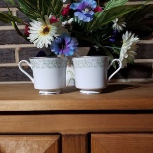 Taihei vintage springtime flowers footed saucers